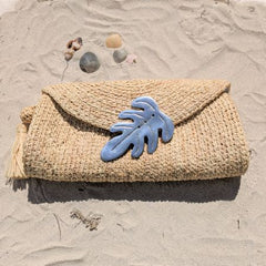 Natural raffia straw clutch | Soava